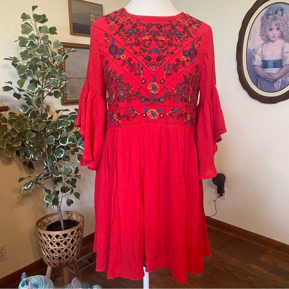 Umgee • Red Embroidered Boho 3/4 Flare Sleeve Mini Dress • Size S • EUC - Picture 2 of 8